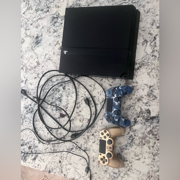 PS4